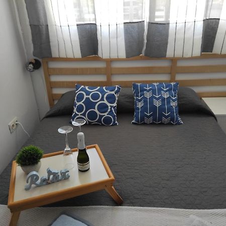 Estudio Reformado Y Centrico Con Piscina Y Wifi Acepta Mascotas Benidorm Esterno foto