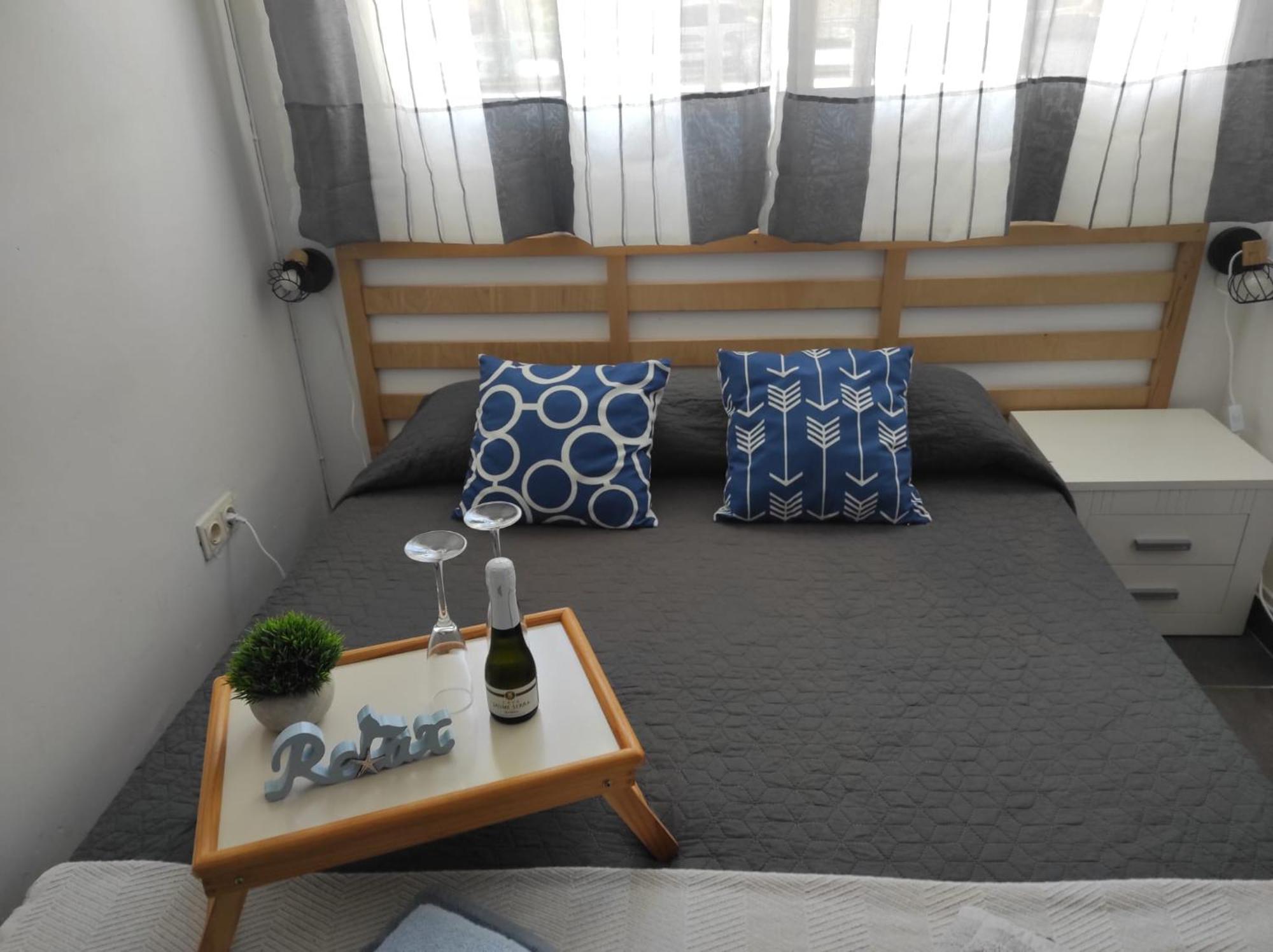 Estudio Reformado Y Centrico Con Piscina Y Wifi Acepta Mascotas Benidorm Esterno foto